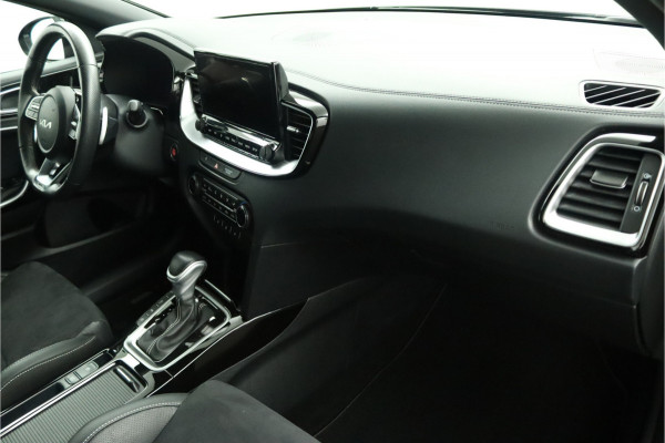 Kia ProCeed 1.5 T-GDi GT-Line Apple Carplay/Android Auto - Cruise Control - Dodehoekdetectie - Climate Control - Navigatie - Stuur/Stoel Verwarming - Fabrieksgarantie tot 07-2031