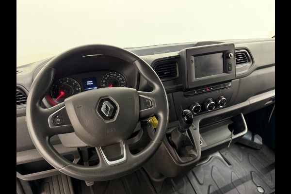 Renault Master 135pk L1H1 Navigatie Cruise control Trekhaak parkeersensoren Euro6 Renault Master 135pk L1H1 Navigatie Cruise control Trekhaak parkeersensoren Euro6