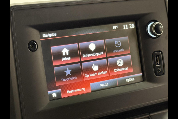 Renault Master 135pk L1H1 Navigatie Cruise control Trekhaak parkeersensoren Euro6 Renault Master 135pk L1H1 Navigatie Cruise control Trekhaak parkeersensoren Euro6
