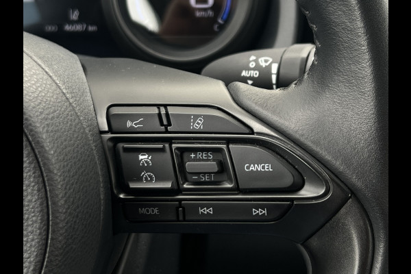 Toyota Yaris 1.5 Hybrid Team D | Navi | Carplay | Keyless | Camera