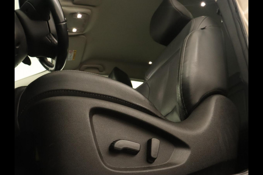 Renault Kadjar 1.2 TCe Bose | Stoelverwarming | Leder | Camera | Carplay | Navigatie | Keyless | Full LED | 19'' | BOSE Sound | Getint glas