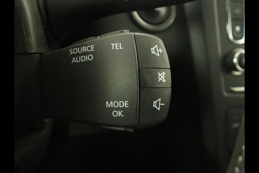 Renault Kadjar 1.2 TCe Bose | Stoelverwarming | Leder | Camera | Carplay | Navigatie | Keyless | Full LED | 19'' | BOSE Sound | Getint glas