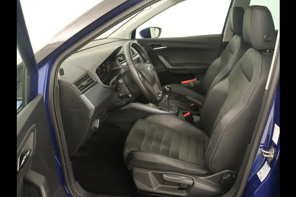 Seat Arona 1.0 TSI Style Business Intense Plus | Carplay | Camera | Adaptive cruise | Climate control | Stoelverwarming | Navigatie | Full LED | Virtual Cockpit | Getint glas