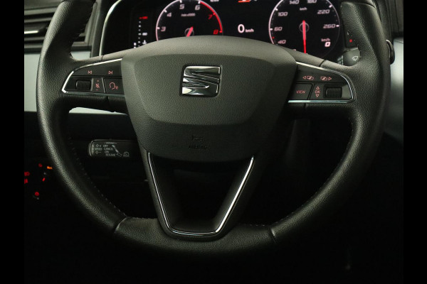 Seat Arona 1.0 TSI Style Business Intense Plus | Carplay | Camera | Adaptive cruise | Climate control | Stoelverwarming | Navigatie | Full LED | Virtual Cockpit | Getint glas