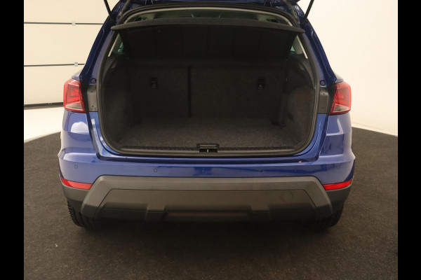 Seat Arona 1.0 TSI Style Business Intense Plus | Carplay | Camera | Adaptive cruise | Climate control | Stoelverwarming | Navigatie | Full LED | Virtual Cockpit | Getint glas