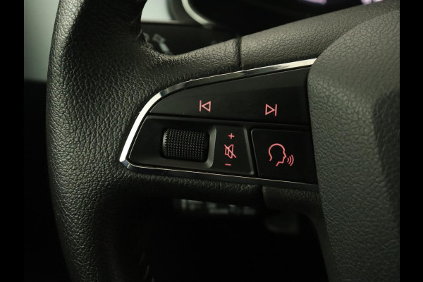 Seat Arona 1.0 TSI Style Business Intense Plus | Carplay | Camera | Adaptive cruise | Climate control | Stoelverwarming | Navigatie | Full LED | Virtual Cockpit | Getint glas