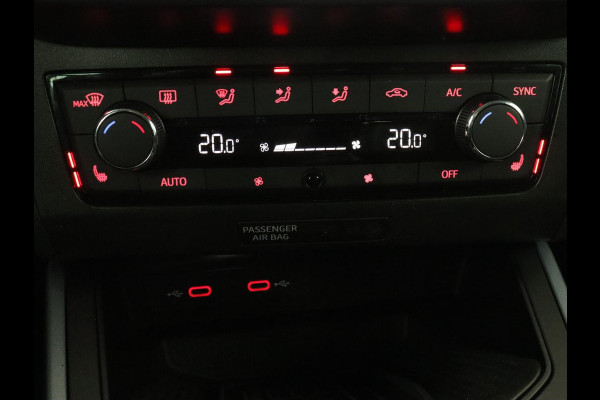 Seat Arona 1.0 TSI Style Business Intense Plus | Carplay | Camera | Adaptive cruise | Climate control | Stoelverwarming | Navigatie | Full LED | Virtual Cockpit | Getint glas
