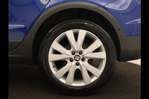 Seat Arona 1.0 TSI Style Business Intense Plus | Carplay | Camera | Adaptive cruise | Climate control | Stoelverwarming | Navigatie | Full LED | Virtual Cockpit | Getint glas