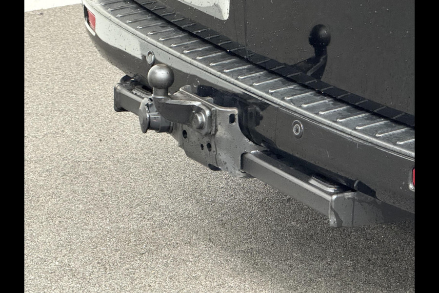 Ford Transit Custom 300 2.0 TDCI L2H1 Limited Dubbele cabine Navi Airco 2 Schuifdeuren Trekhaak PDC Camera Carplay DAB