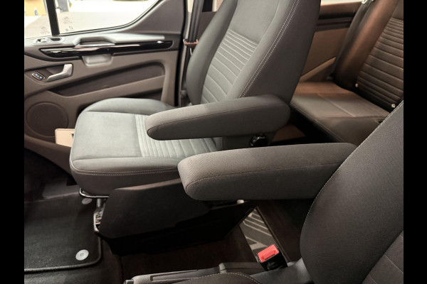 Ford Transit Custom 300 2.0 TDCI L2H1 Limited Dubbele cabine Navi Airco 2 Schuifdeuren Trekhaak PDC Camera Carplay DAB