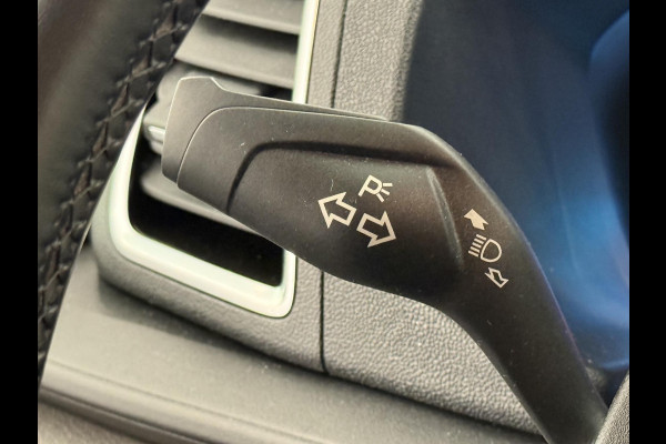 Ford Transit Custom 300 2.0 TDCI L2H1 Limited Dubbele cabine Navi Airco 2 Schuifdeuren Trekhaak PDC Camera Carplay DAB