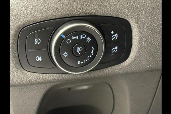 Ford Transit Custom 300 2.0 TDCI L2H1 Limited Dubbele cabine Navi Airco 2 Schuifdeuren Trekhaak PDC Camera Carplay DAB