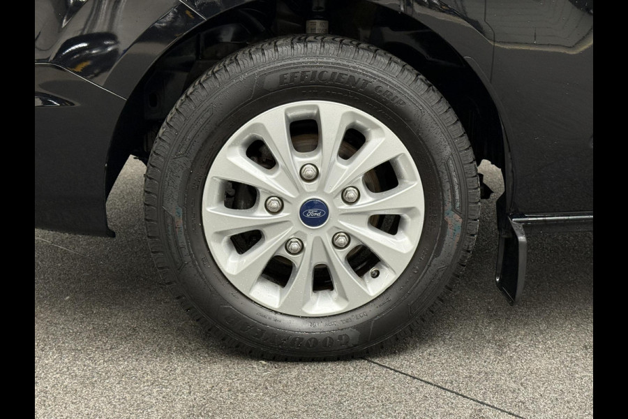 Ford Transit Custom 300 2.0 TDCI L2H1 Limited Dubbele cabine Navi Airco 2 Schuifdeuren Trekhaak PDC Camera Carplay DAB