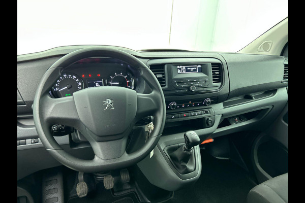 Peugeot Expert 1.5 BlueHDI 100 Standard Premium Airco Cruise Control Trekhaak 2-zits Peugeot Expert 1.5 BlueHDI 100 Standard Premium Airco Cruise Control Trekhaak 2-zits