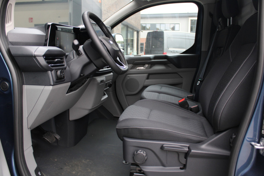 Ford Transit Custom 320 2.0 TDCI L2H1 Limited 170pk - Adaptive Cruise - Blind spot - Navigatie - Camera - Draadloos laden - Stoelverwarming - Rijkla