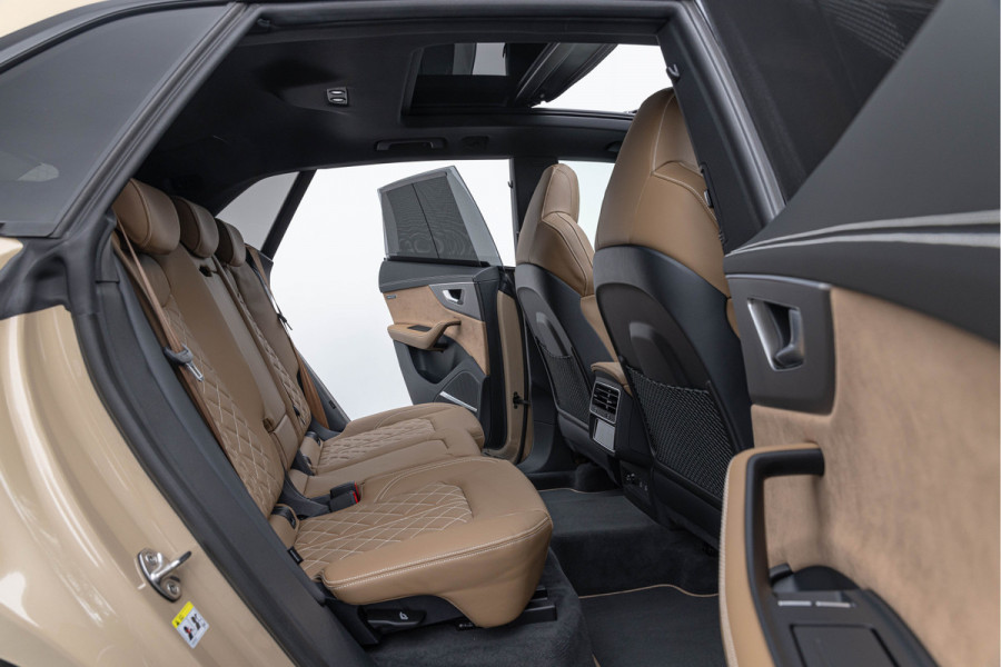 Audi SQ8 4.0 TFSI 507pk Quattro Pano S-stoelen Audi Exclusive Standkachel 23'' HuD Carbon B&O