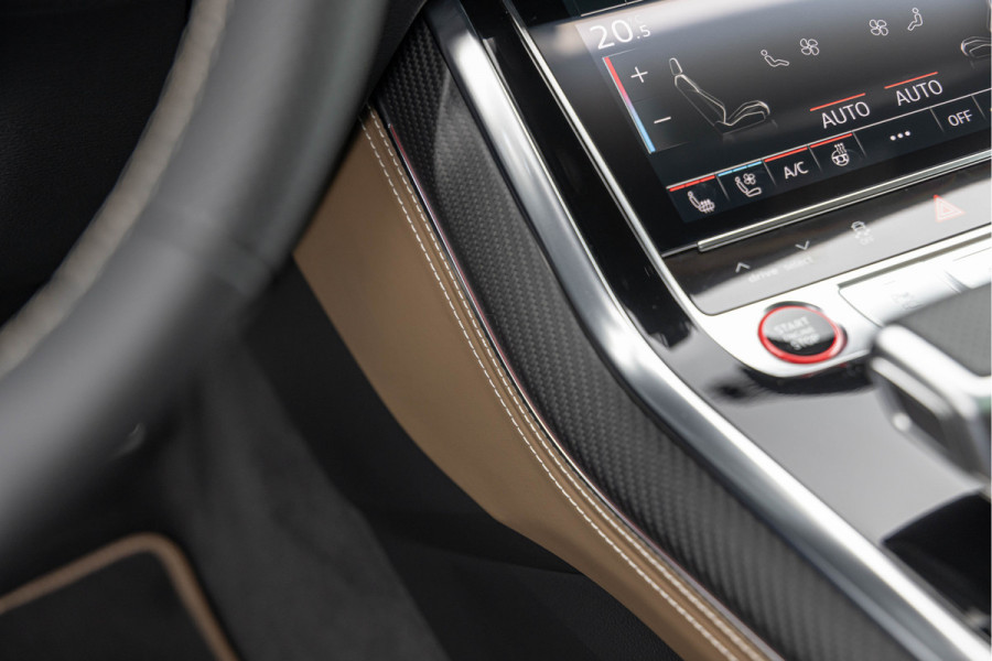 Audi SQ8 4.0 TFSI 507pk Quattro Pano S-stoelen Audi Exclusive Standkachel 23'' HuD Carbon B&O