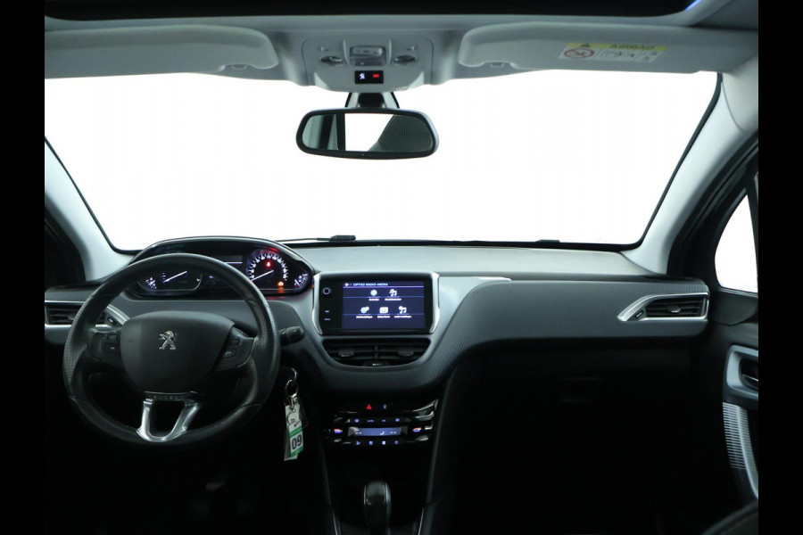 Peugeot 208 1.2 PureTech Allure 110PK | NAVI | PANO | Camera