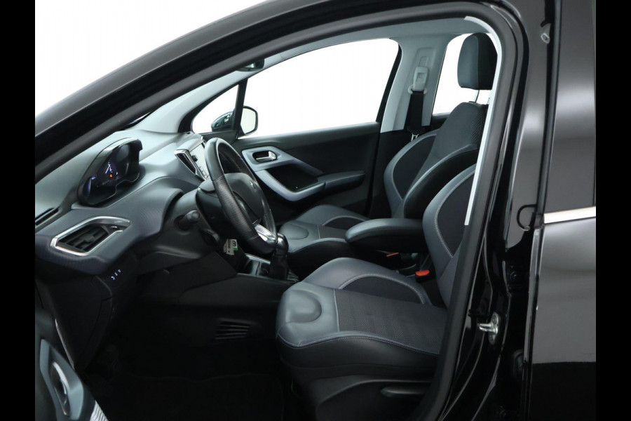 Peugeot 208 1.2 PureTech Allure 110PK | NAVI | PANO | Camera