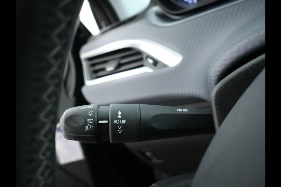 Peugeot 208 1.2 PureTech Allure 110PK | NAVI | PANO | Camera