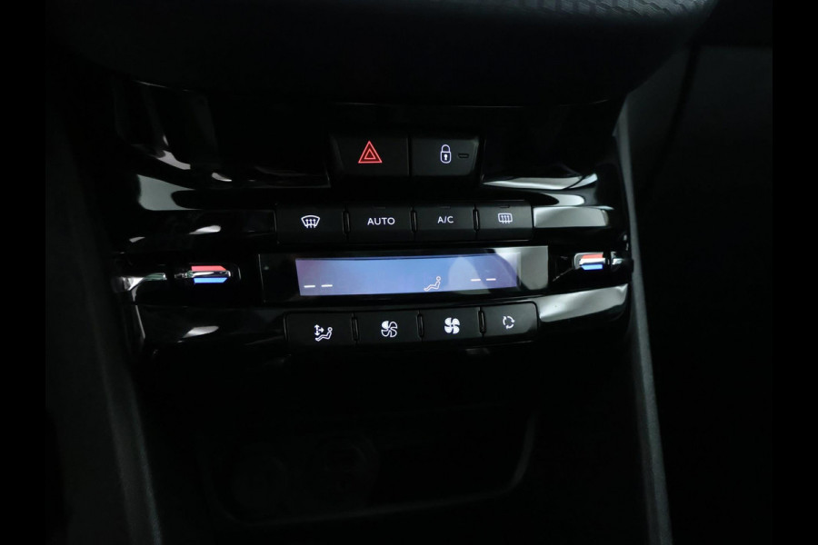 Peugeot 208 1.2 PureTech Allure 110PK | NAVI | PANO | Camera
