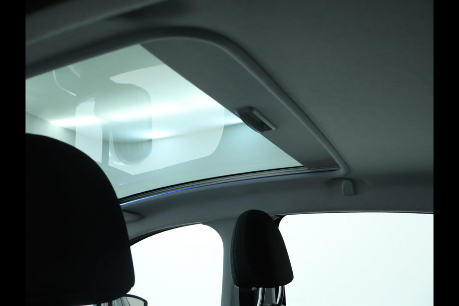 Peugeot 208 1.2 PureTech Allure 110PK | NAVI | PANO | Camera