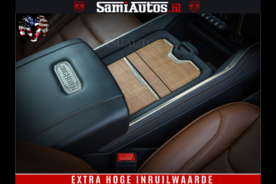 Dodge Ram 1500 LongHorn Edition | Hemi 5.7 V8 | HUD | Luchtvering | Bom Vol | PanoramaDak | Patriot Blue | Comfortabele Dubbele Cabine met Royale 5 Zitplaatsen | DC | Crew Cab | 4x4 | Eerste Eigenaar | 57860 Km Dealer Onderhouden |