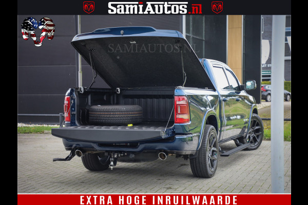Dodge Ram 1500 LongHorn Edition | Hemi 5.7 V8 | HUD | Luchtvering | Bom Vol | PanoramaDak | Patriot Blue | Comfortabele Dubbele Cabine met Royale 5 Zitplaatsen | DC | Crew Cab | 4x4 | Eerste Eigenaar | 57860 Km Dealer Onderhouden |