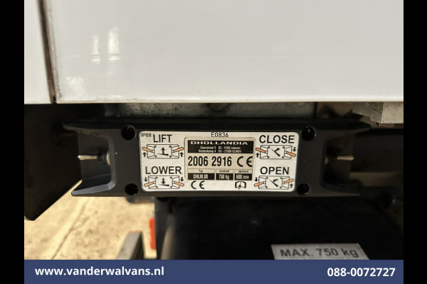 Ford Transit 2.0 TDCI 130pk Bakwagen 221cm hoog Laadklep Euro6 Airco | 3-Zits | Camera Verwarmde voorruit, Bijrijdersbank, 920kg laadvermogen