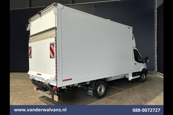 Ford Transit 2.0 TDCI 130pk Bakwagen 221cm hoog Laadklep Euro6 Airco | 3-Zits | Camera Verwarmde voorruit, Bijrijdersbank, 920kg laadvermogen