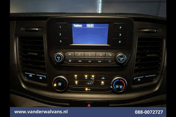 Ford Transit 2.0 TDCI 130pk Bakwagen 221cm hoog Laadklep Euro6 Airco | 3-Zits | Camera Verwarmde voorruit, Bijrijdersbank, 920kg laadvermogen