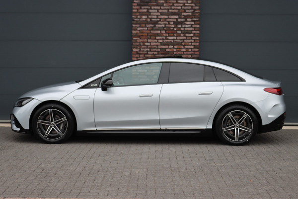 Mercedes-Benz EQE 300 AMG Line 89 kWh | Panoramadak | Distronic+ | Burmester | Memory | Leder | Surround Camera | Digital Light | Keyless Go | Warmtepomp |