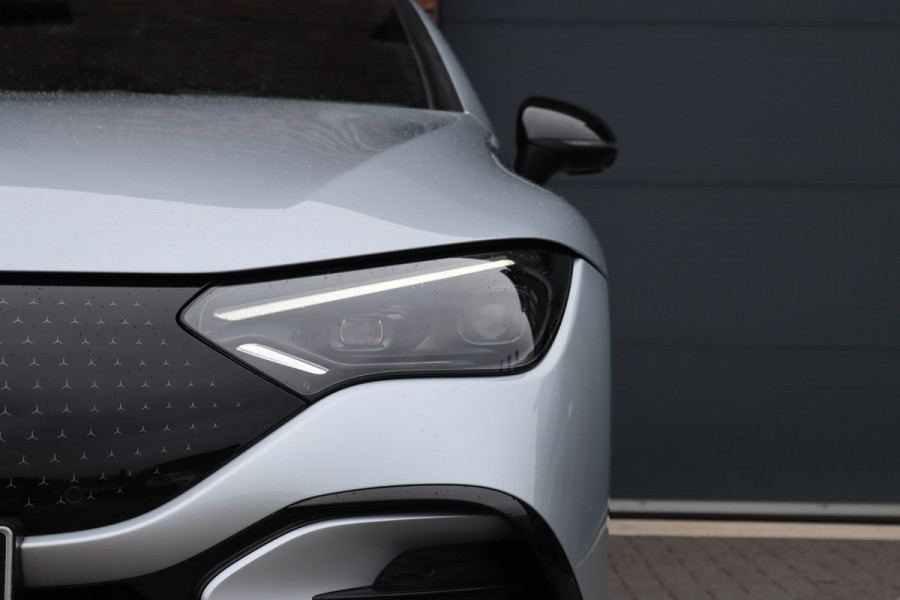 Mercedes-Benz EQE 300 AMG Line 89 kWh | Panoramadak | Distronic+ | Burmester | Memory | Leder | Surround Camera | Digital Light | Keyless Go | Warmtepomp |