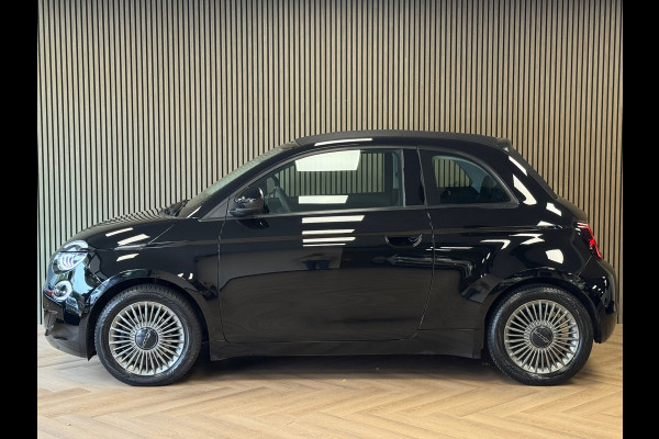Fiat 500E C Icon 42kWh CAMERA NAVIGATIE APPLE CARPLAY STOELVERWARMING PDC AIRCO ADAPTIEVE CRUISE KEYLESS-GO