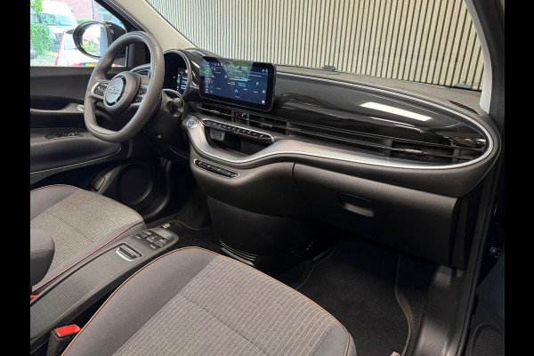Fiat 500E C Icon 42kWh CAMERA NAVIGATIE APPLE CARPLAY STOELVERWARMING PDC AIRCO ADAPTIEVE CRUISE KEYLESS-GO