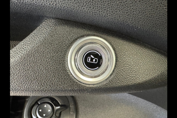Fiat 500E C Icon 42kWh CAMERA NAVIGATIE APPLE CARPLAY STOELVERWARMING PDC AIRCO ADAPTIEVE CRUISE KEYLESS-GO