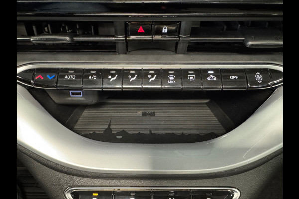 Fiat 500E C Icon 42kWh CAMERA NAVIGATIE APPLE CARPLAY STOELVERWARMING PDC AIRCO ADAPTIEVE CRUISE KEYLESS-GO
