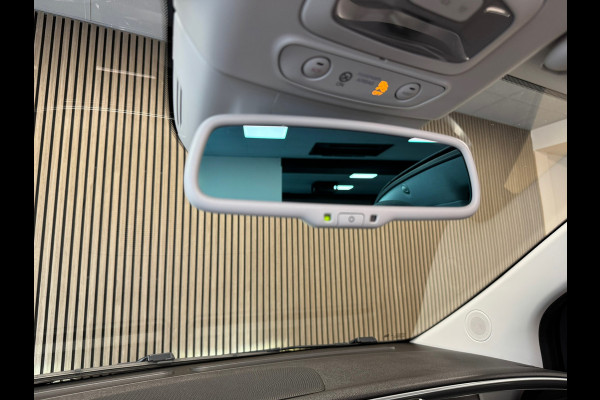 Fiat 500E C Icon 42kWh CAMERA NAVIGATIE APPLE CARPLAY STOELVERWARMING PDC AIRCO ADAPTIEVE CRUISE KEYLESS-GO