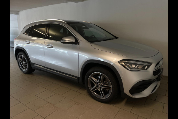 Mercedes-Benz GLA 250 e Business Line AUTOMAAT AIRCO NAVI CRUISE BLUETOOTH VELGEN PRIVACYGLAS NIEUWSTAAT