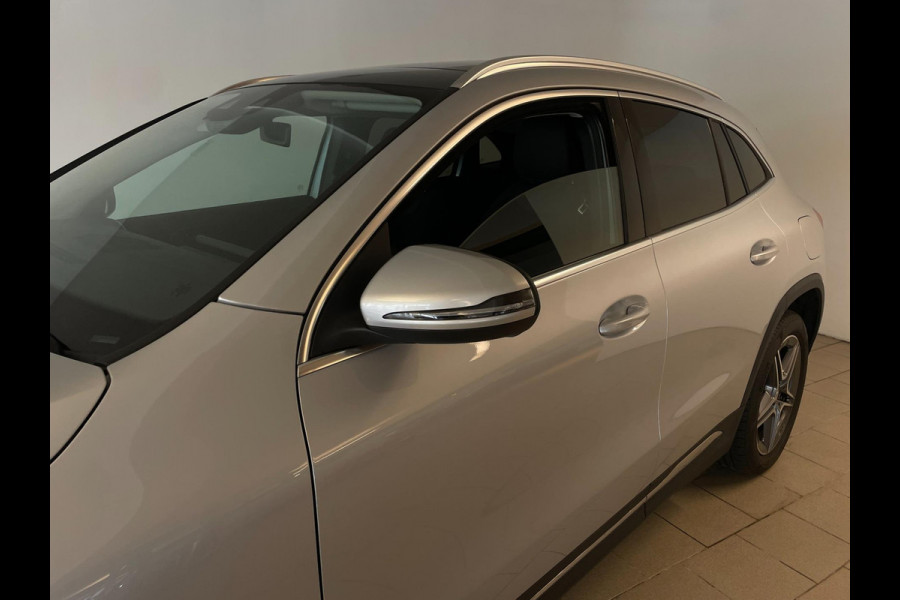 Mercedes-Benz GLA 250 e Business Line AUTOMAAT AIRCO NAVI CRUISE BLUETOOTH VELGEN PRIVACYGLAS NIEUWSTAAT