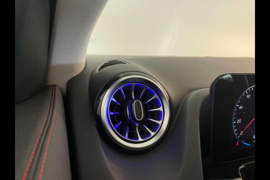 Mercedes-Benz GLA 250 e Business Line AUTOMAAT AIRCO NAVI CRUISE BLUETOOTH VELGEN PRIVACYGLAS NIEUWSTAAT