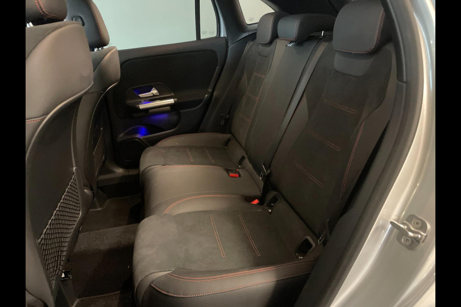 Mercedes-Benz GLA 250 e Business Line AUTOMAAT AIRCO NAVI CRUISE BLUETOOTH VELGEN PRIVACYGLAS NIEUWSTAAT