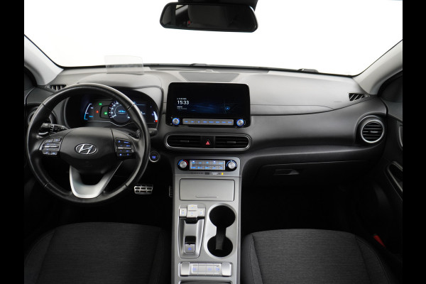 Hyundai Kona EV 64kWh 3 Fase Lader Warmtepomp Head-Up Display Adap.Cruise Apple Carplay Android Auto Navi Ecc Privacy Glas Keyless Fashion 1e Eigenaar