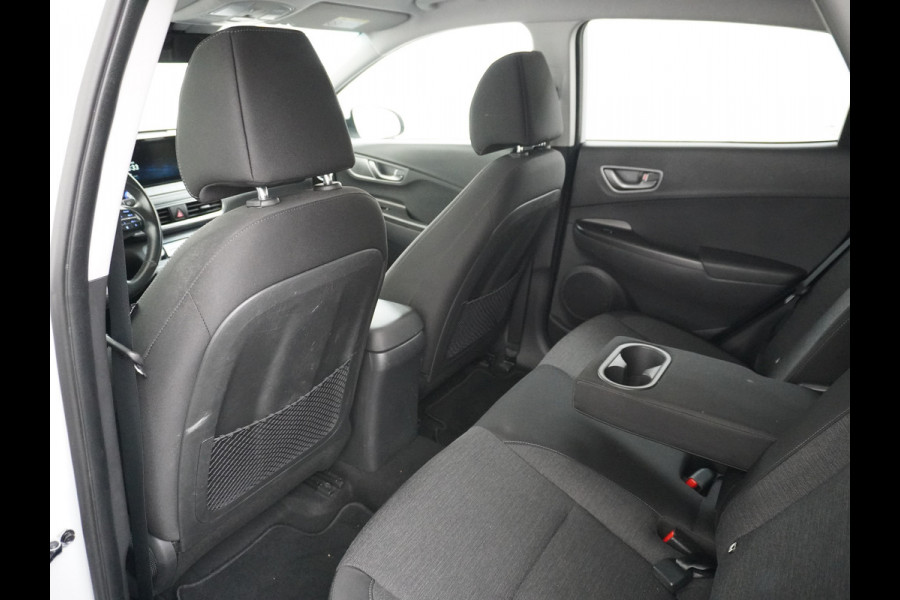 Hyundai Kona EV 64kWh 3 Fase Lader Warmtepomp Head-Up Display Adap.Cruise Apple Carplay Android Auto Navi Ecc Privacy Glas Keyless Fashion 1e Eigenaar