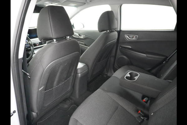 Hyundai Kona EV 64kWh 3 Fase Lader Warmtepomp Head-Up Display Adap.Cruise Apple Carplay Android Auto Navi Ecc Privacy Glas Keyless Fashion 1e Eigenaar