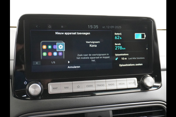 Hyundai Kona EV 64kWh 3 Fase Lader Warmtepomp Head-Up Display Adap.Cruise Apple Carplay Android Auto Navi Ecc Privacy Glas Keyless Fashion 1e Eigenaar