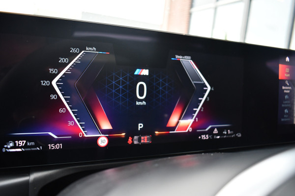 BMW 3 Serie Touring 330e xDrive M-Sport Pro LCI Dravitgrau Pano HUD el-zetels 19inch BMW 3 Serie Touring 330e xDrive M-Sport Pro LCI Dravitgrau Pano HUD el-zetels 19inch