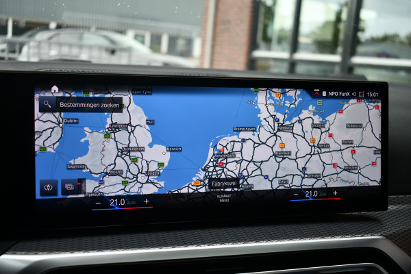 BMW 3 Serie Touring 330e xDrive M-Sport Pro LCI Dravitgrau Pano HUD el-zetels 19inch BMW 3 Serie Touring 330e xDrive M-Sport Pro LCI Dravitgrau Pano HUD el-zetels 19inch
