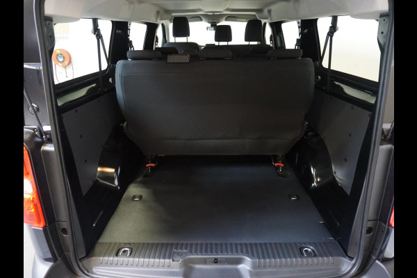 Opel Vivaro-e Combi L3H1 75 kWh Opel Vivaro-e Combi 75-kWh L3H1 9-persoons PERSONENBUS Airco| Navi| PDCA