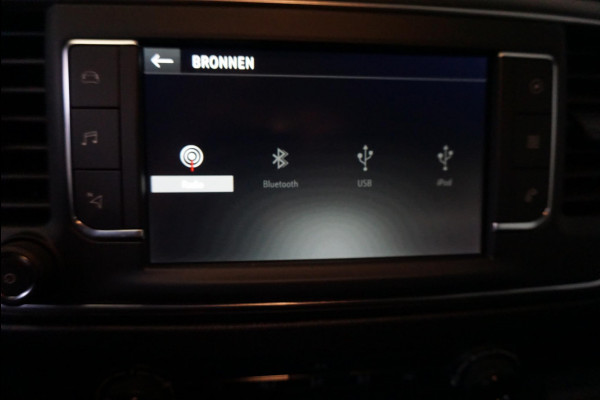 Opel Vivaro-e Combi L3H1 75 kWh Opel Vivaro-e Combi 75-kWh L3H1 9-persoons PERSONENBUS Airco| Navi| PDCA